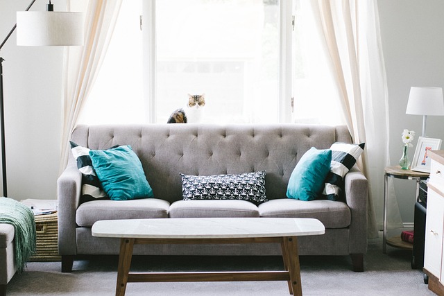 How to decorate bedroom in less budget